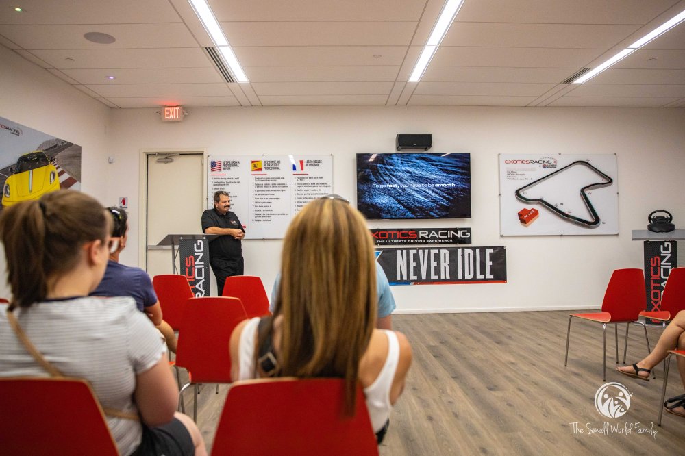 Exotics Car Racing Review-4